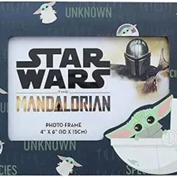 NWT Disney Star Wars Mandolorian Grogu Frame 4 x 6 - Picture 1 of 6
